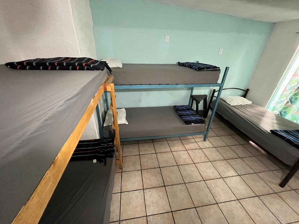 Nomadas Hostel لاباز المظهر الخارجي الصورة