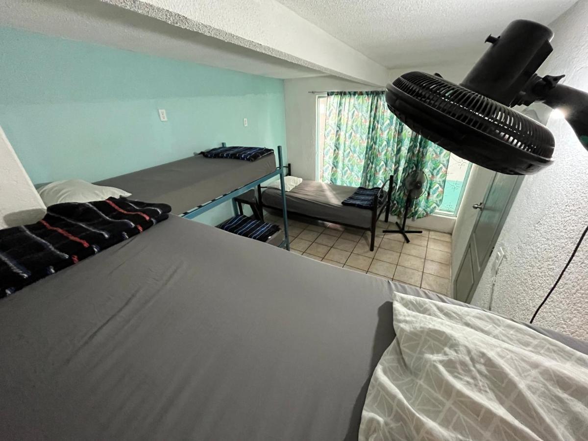 Nomadas Hostel لاباز المظهر الخارجي الصورة
